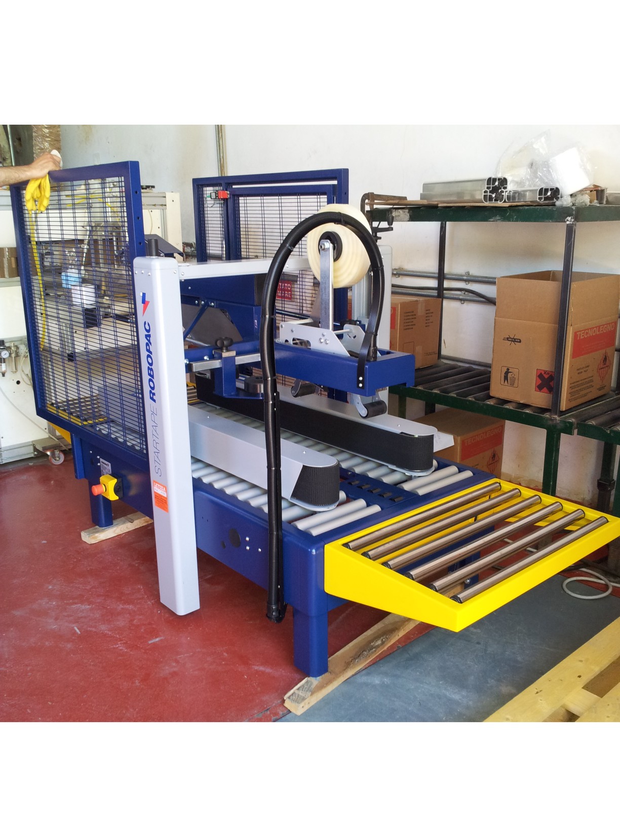 CF Tecno.jpg Nastratrice per scatole automatica - Industria pasta di legno - Pagani (SA)